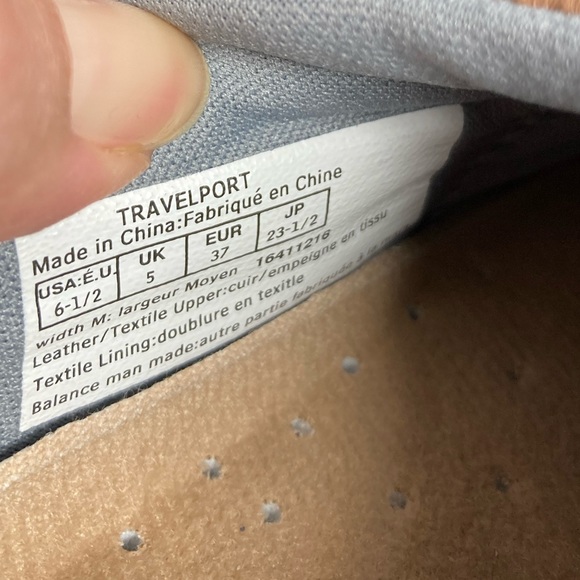 Easy Spirit Travelport Slip-on Sneakers - Picture 7 of 8